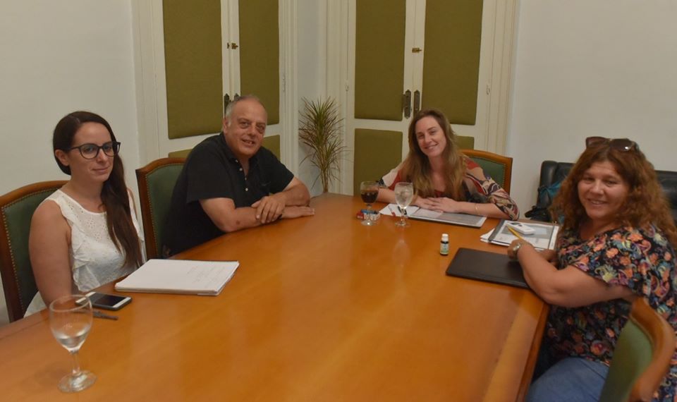 El Intendente José Rodríguez Ponte, se reunió con la Ministra de Educación de la Provincia